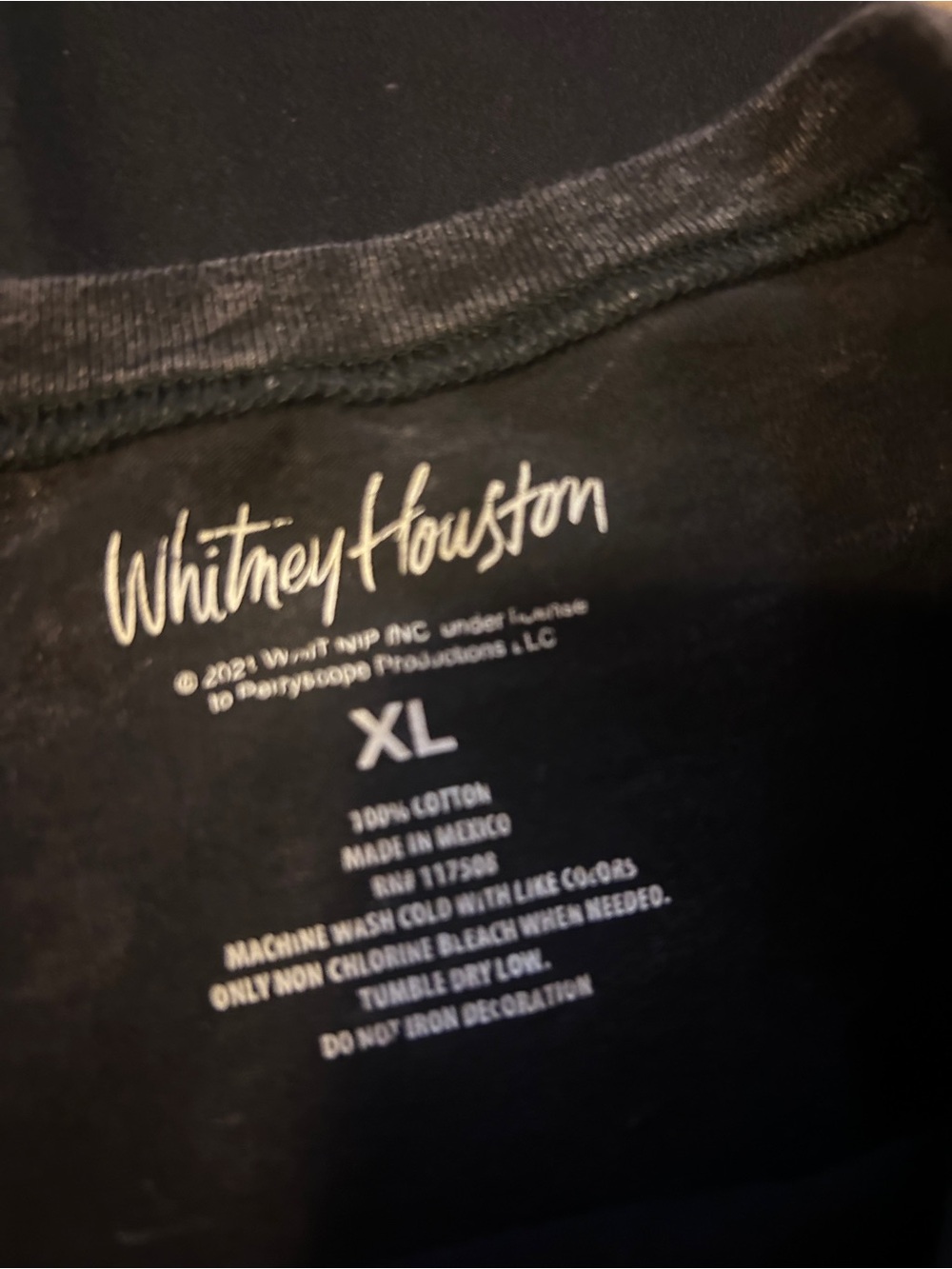 Whitney Graphic Muscle Tee in Black - I'm Every Woman acid washed xl - Picture 8 of 8